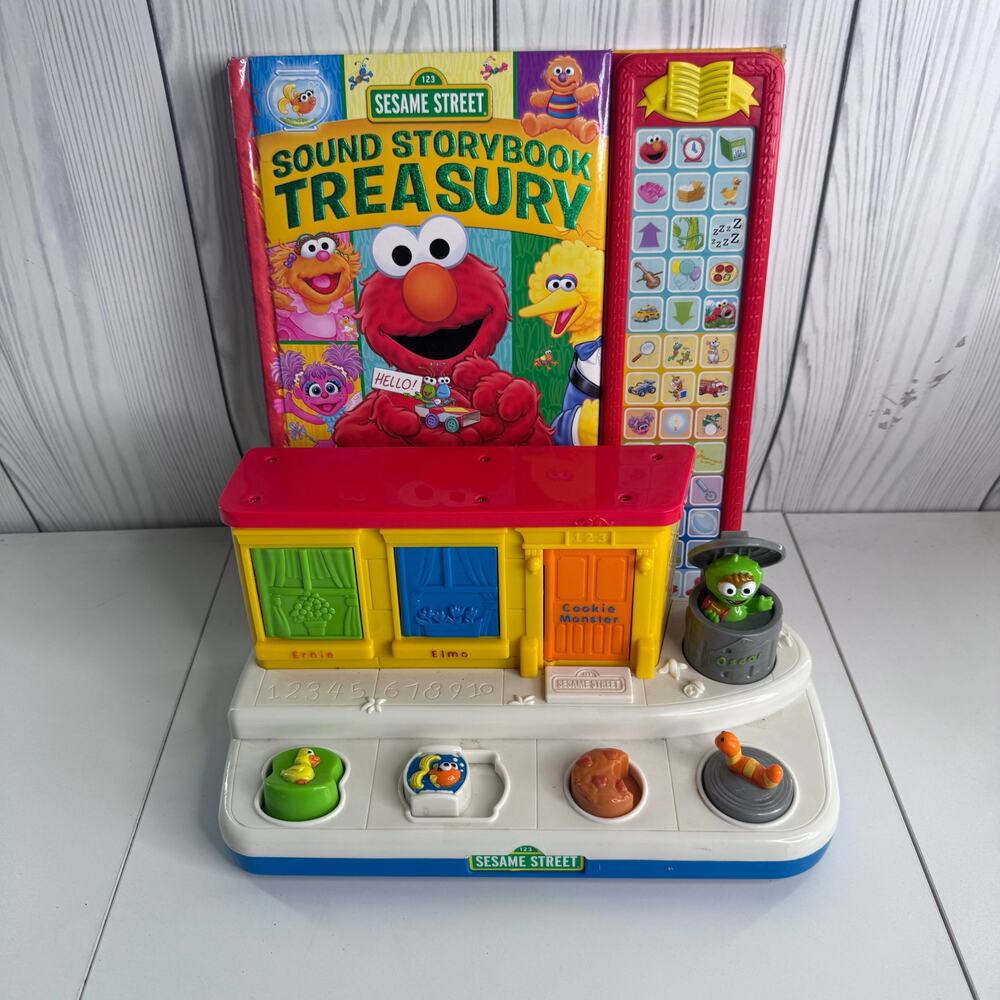 Vintage 2004 Fisher Price Sesame Street Elmo Oscar Cookie Singing Pop-Up(w/book)